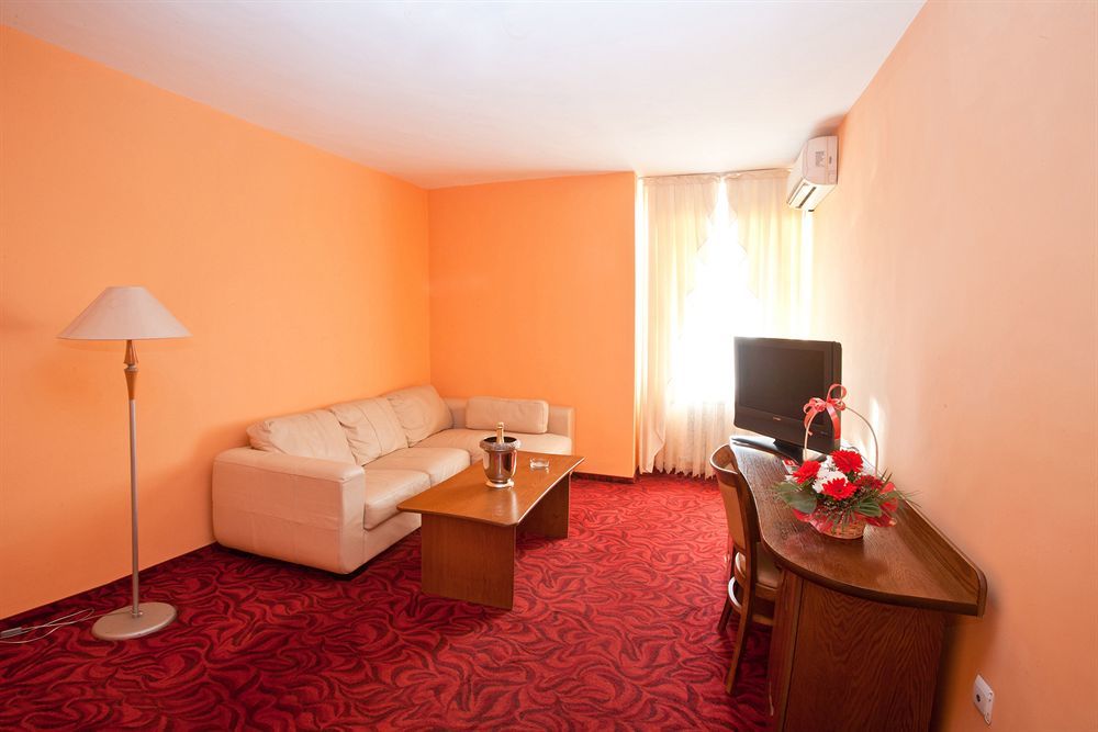 Hotel Blvd 7 Plovdiv Luaran gambar
