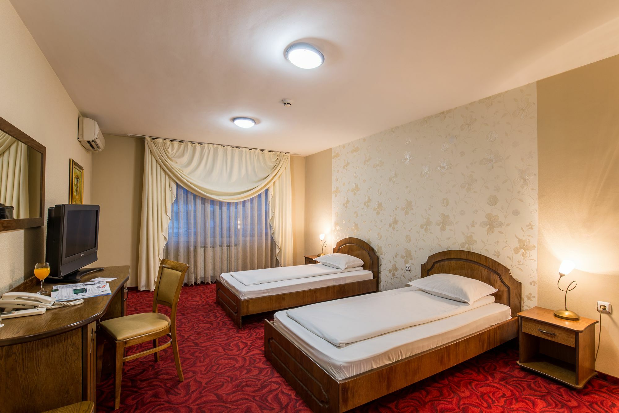 Hotel Blvd 7 Plovdiv Luaran gambar